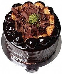 4 ile 6 kişilik Profiterollü Yaş pasta İstanbul pasta