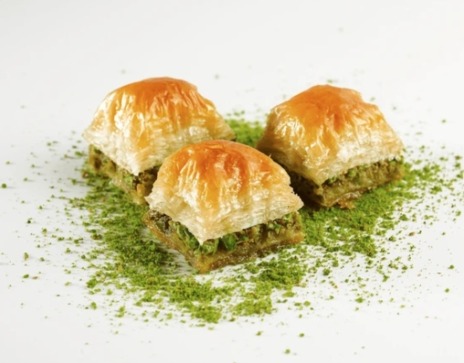 750 Gr Fıstıklı Baklava - Yoğun Fıstıklı Lezzet İstanbul pasta