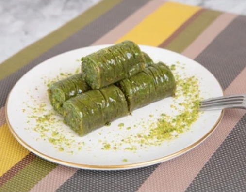 İnce Yufka Katmanlı 1000 Gr Fıstık Sarma İstanbul pasta